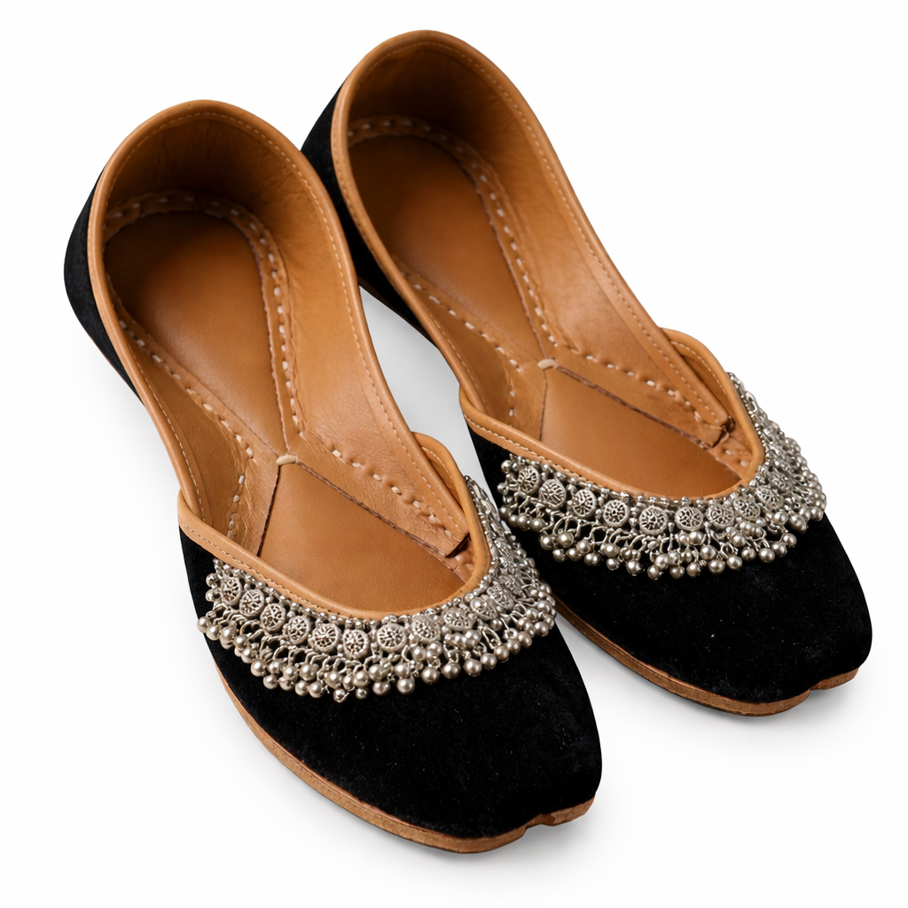 Black Ghungroo Jutti