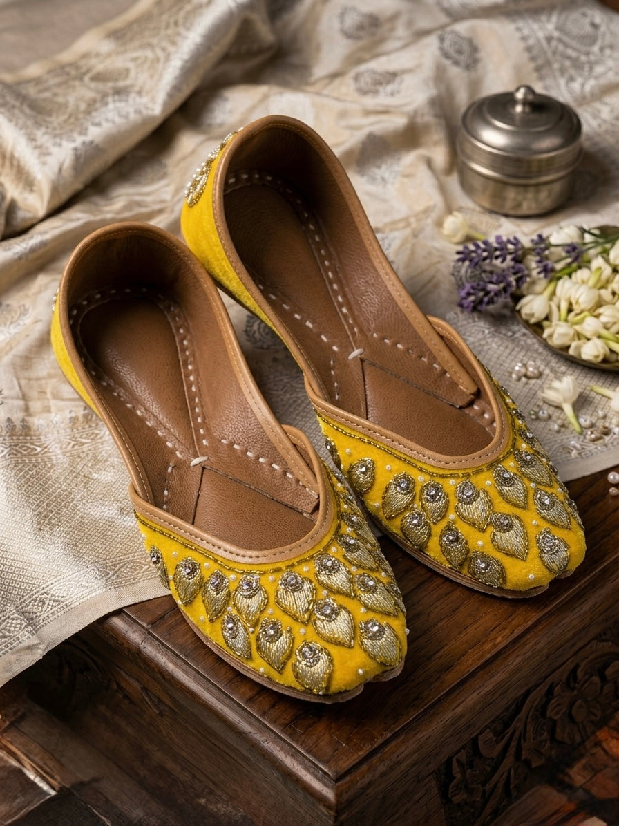 Haldi Heritage Jutti