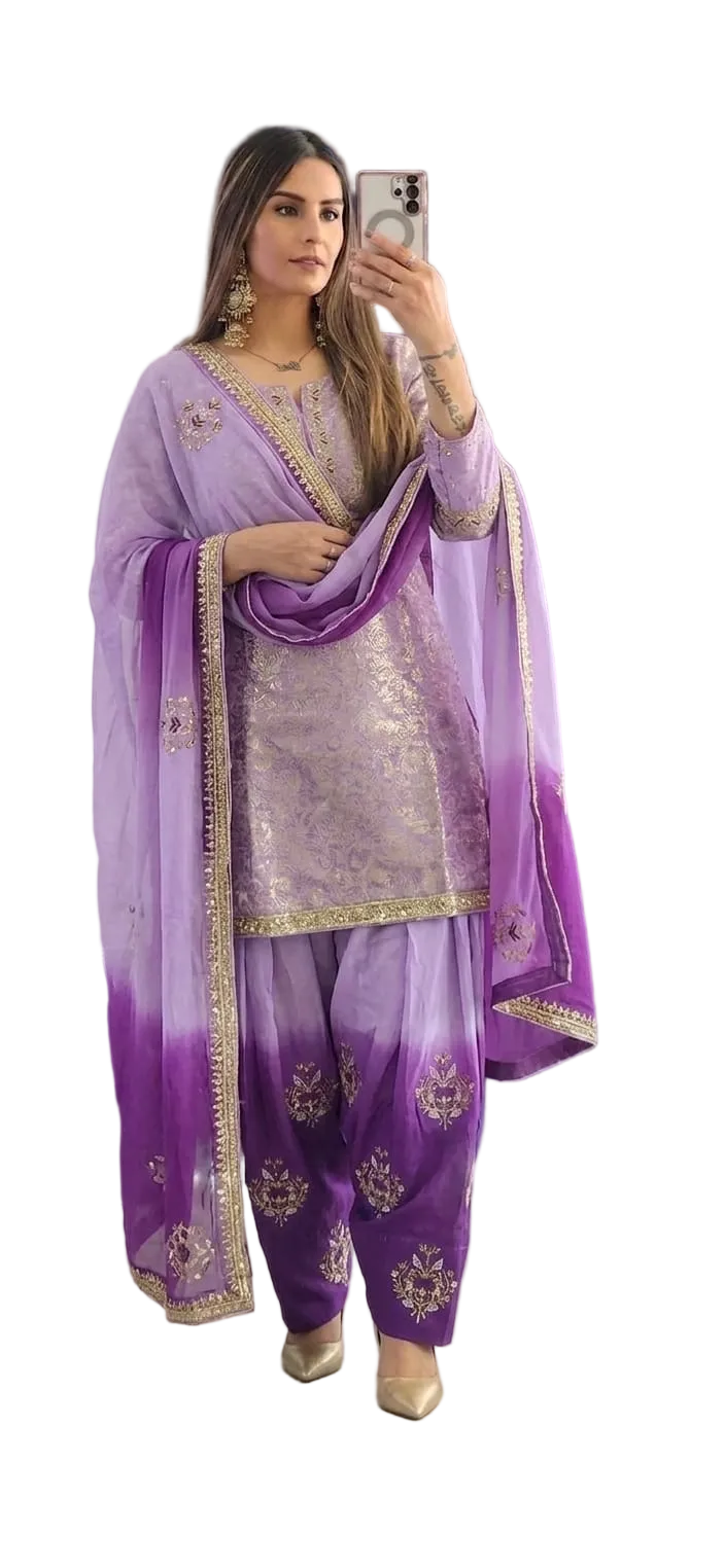 Kheen~e~Khaab Farshi
Handwork Pure Bottom Fabric