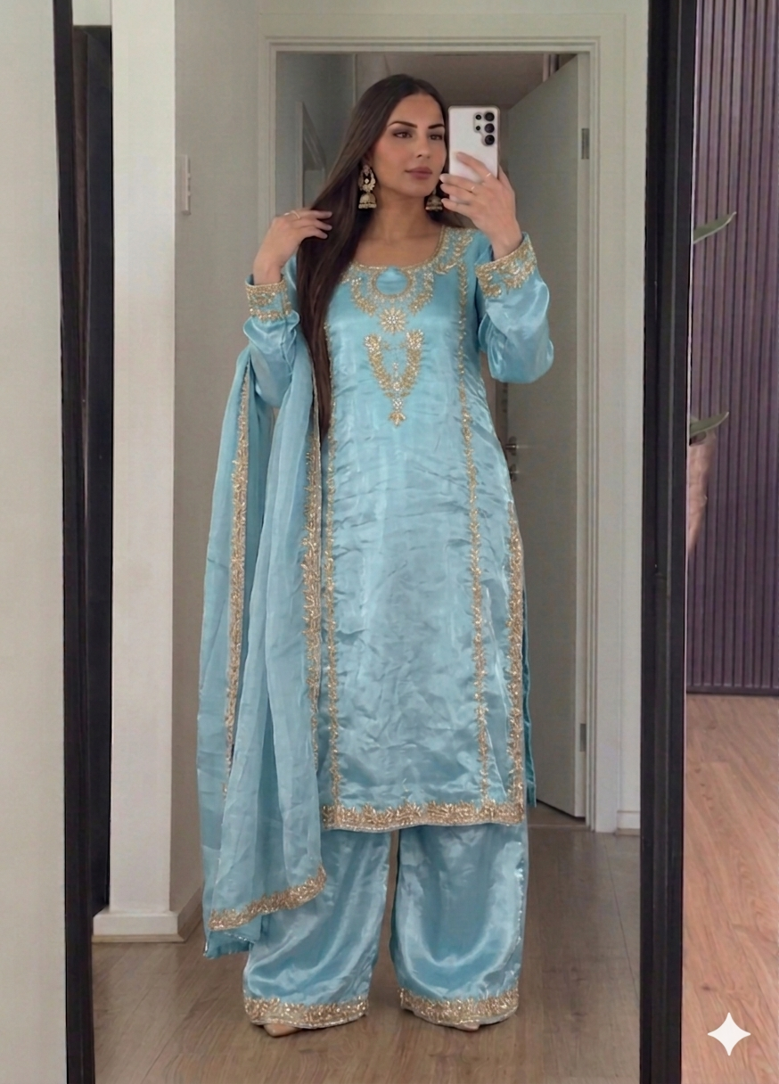 Elegance Pakistani Glam