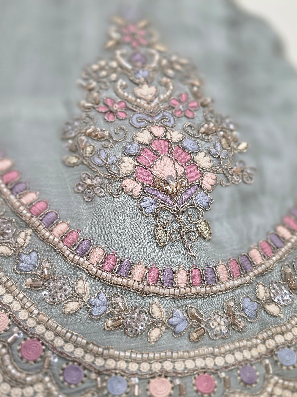 Chiffon Thread&Pearl Stunner