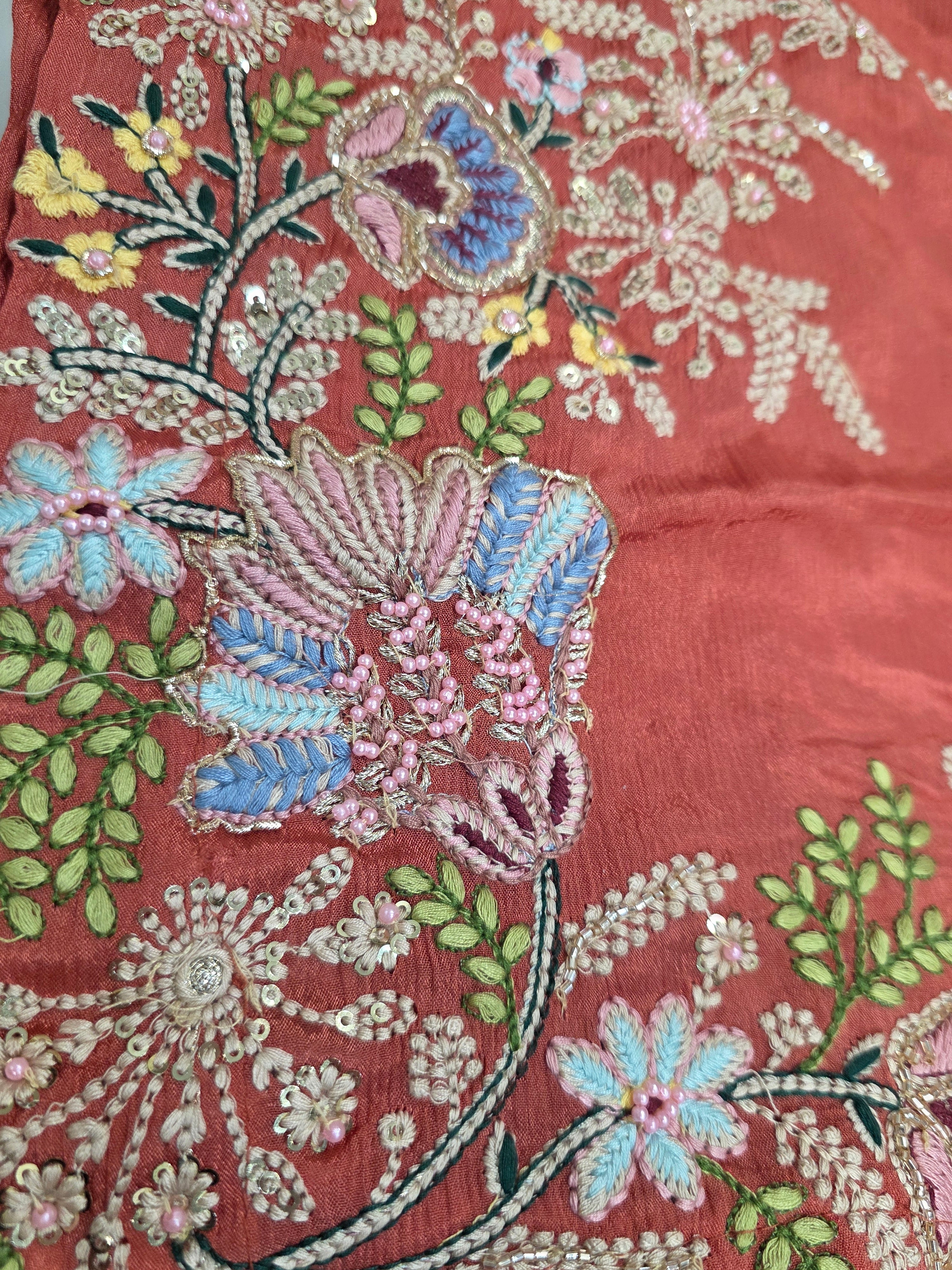 Peal&Thread Work Sharara