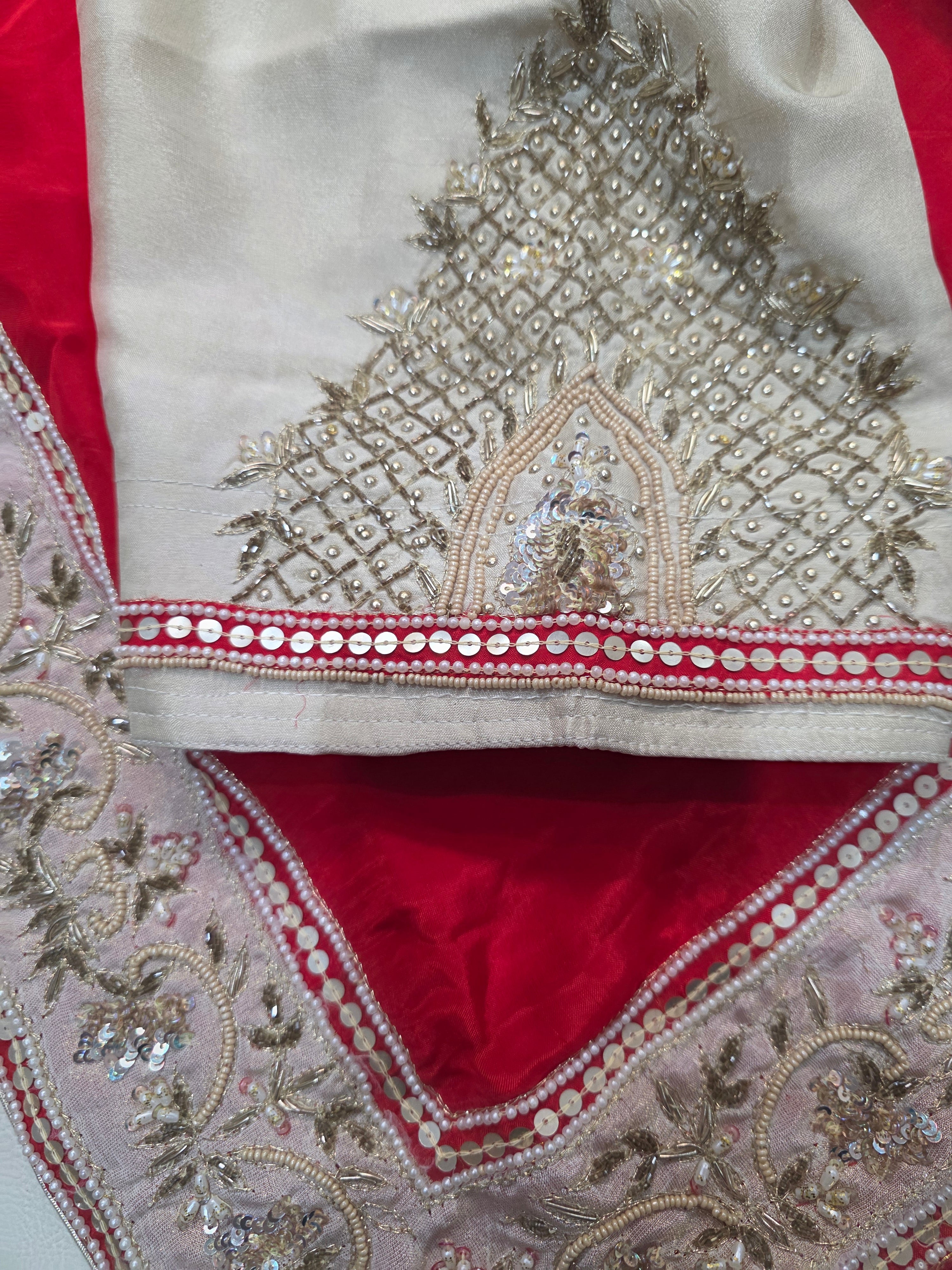 Beautiful Contrast Salwar Suit