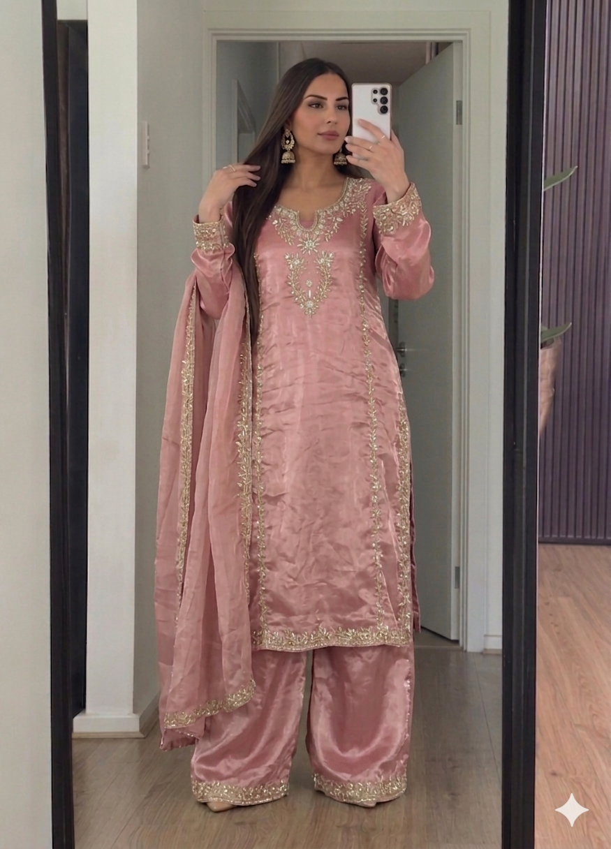 Elegance Pakistani Glam