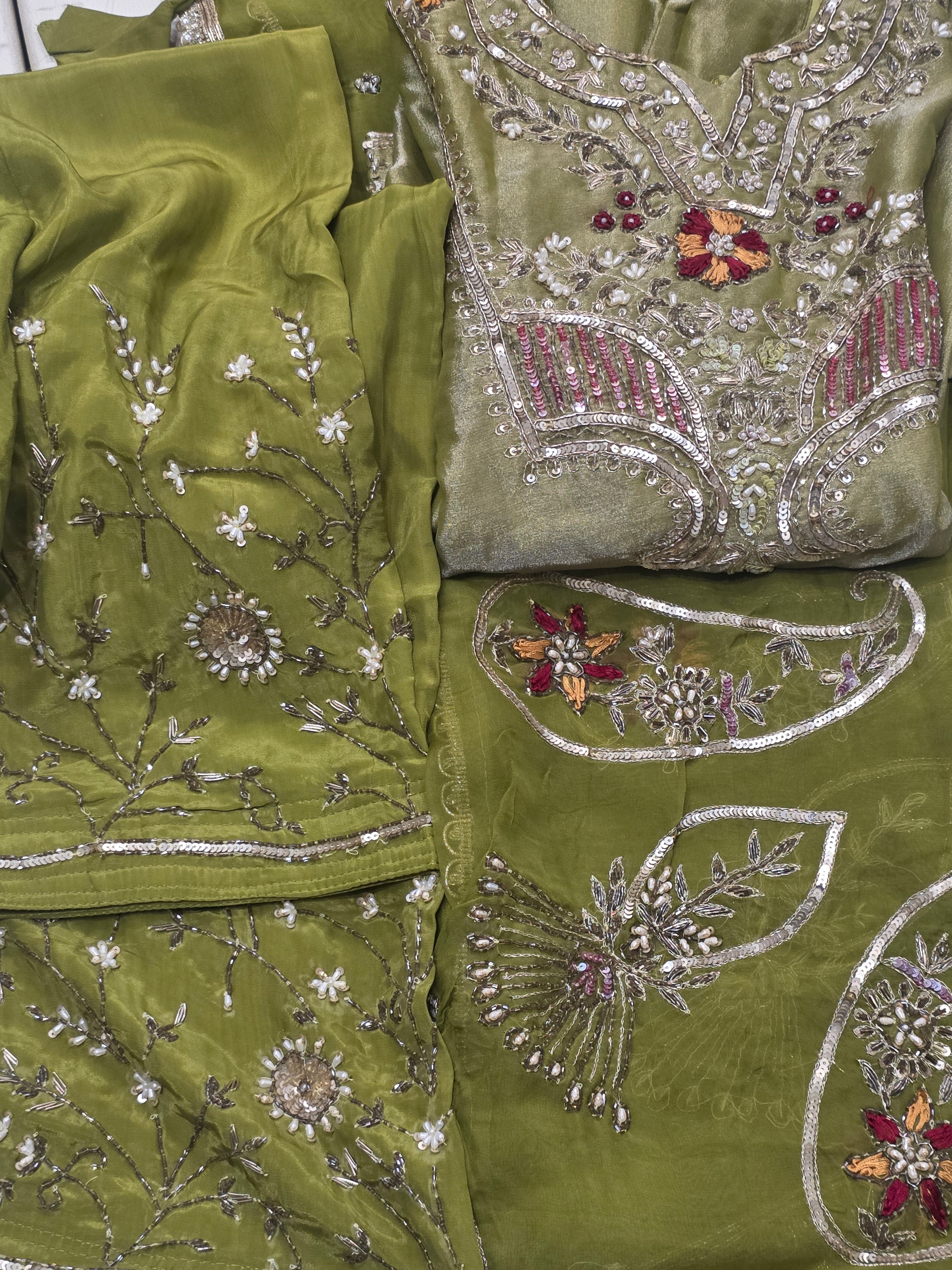Mehndi Colour Handcrafted