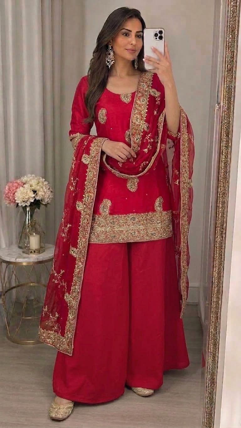 Creap Heavy Embroidered~Heavy Duppatta